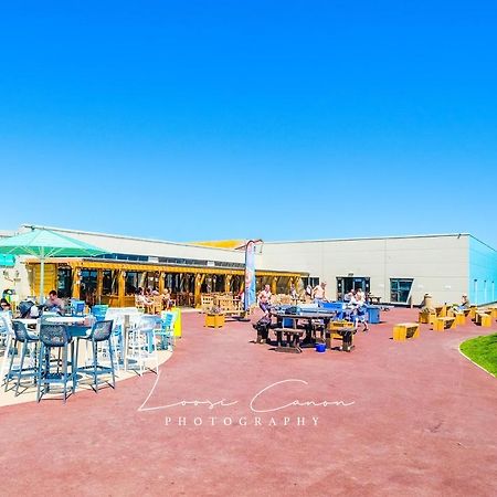 Big Skies Platinum Plus Holiday Home With Wifi, Netflix, Dishwasher, Decking Camber Exterior photo