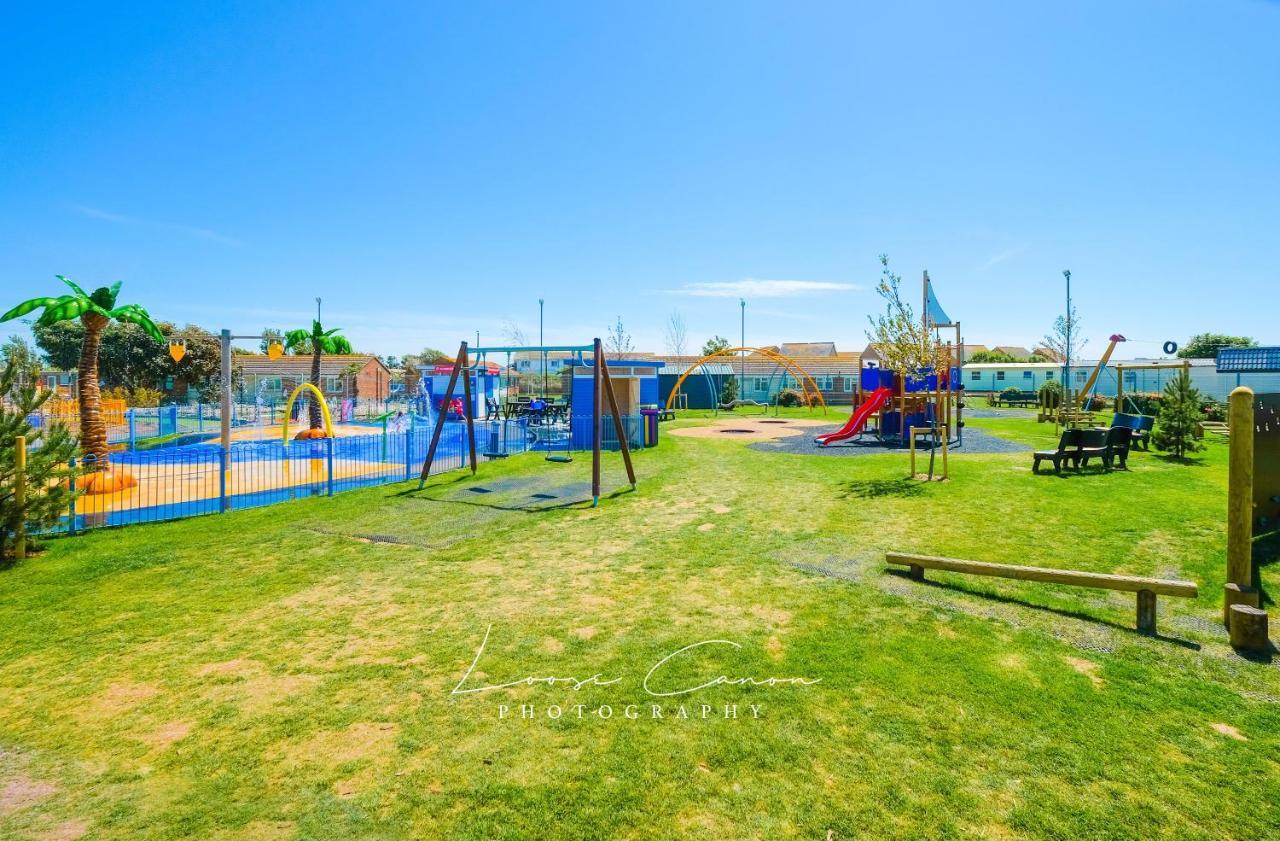 Big Skies Platinum Plus Holiday Home With Wifi, Netflix, Dishwasher, Decking Camber Exterior photo